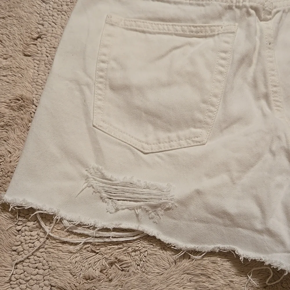 White Denim Women's Shorts - Picture 5 of 5